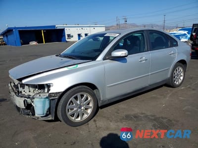2007 VOLVO S40 T5 YV1MS682872288640 - główne zdjęcie licytacji z USA - miniatura