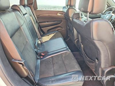 Zdjęcie 11 z 14 samochodu: 2019 JEEP GRAND CHEROKEE LAREDO VIN:1C4RJFAG3KC561765 - miniatura