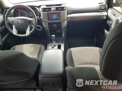 Zdjęcie 8 z 14 samochodu: 2019 TOYOTA 4RUNNER SR5 VIN:JTEZU5JR9K5209020 - miniatura