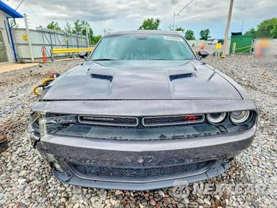 Piąte zdjęcie samochodu w środku: 2015 DODGE CHALLENGER SXT VIN:2C3CDZAT7FH712402 - miniatura