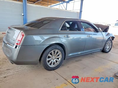 Trzecie zdjęcie samochodu z tyłu: 2012 CHRYSLER 300 LIMITED VIN:2C3CCACG1CH316563 - miniatura