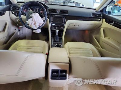 Zdjęcie 8 z 13 samochodu: 2015 VOLKSWAGEN PASSAT SEL VIN:1VWCV7A37FC027314 - miniatura