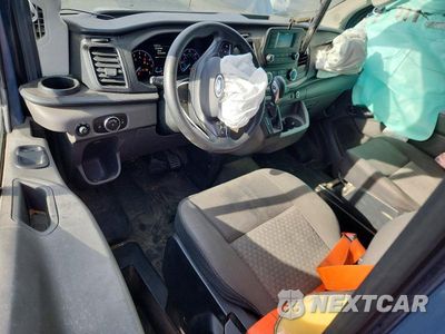Zdjęcie 8 z 13 samochodu: 2020 FORD TRANSIT 250 DELIVERY VAN VIN:1FTBR3X87LKA56070 - miniatura