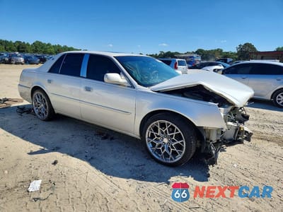 Czwarte zdjęcie samochodu z boku: 2011 CADILLAC DTS PLATINUM VIN:1G6KP5ES4BU129854 - miniatura