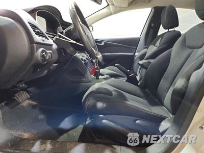 Zdjęcie 7 z 12 samochodu: 2013 DODGE DART SXT VIN:1C3CDFBA0DD295114 - miniatura