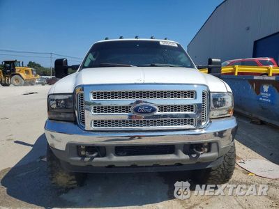Piąte zdjęcie samochodu w środku: 2004 FORD F250 SUPER DUTY VIN:1FTNW21P24EA39953 - miniatura
