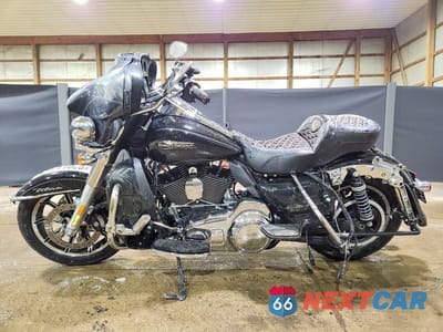 Trzecie zdjęcie samochodu z tyłu: 2016 HARLEY-DAVIDSON FLHTCU ULTRA CLASSIC ELECTRA GLIDE VIN:1HD1FCM16GB606827 - miniatura