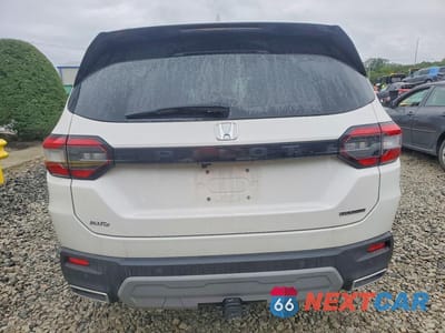 Zdjęcie 6 z 13 samochodu: 2025 HONDA PILOT TOURING VIN:5FNYG1H78SB120347 - miniatura