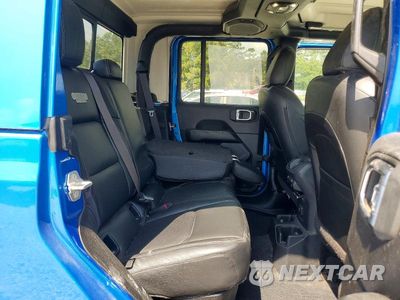 Zdjęcie 10 z 12 samochodu: 2020 JEEP GLADIATOR OVERLAND VIN:1C6HJTFG2LL166195 - miniatura