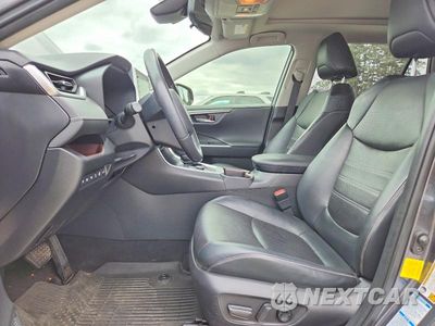 Zdjęcie 7 z 13 samochodu: 2020 TOYOTA RAV4 LIMITED VIN:JTMDWRFV9LD540872 - miniatura