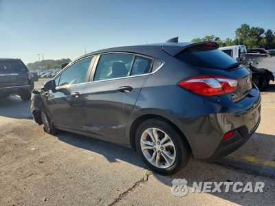 Drugie zdjęcie samochodu z przodu: 2019 CHEVROLET CRUZE LT VIN:3G1BE6SM2KS543111 - miniatura