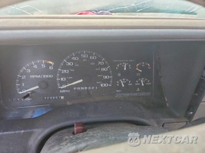 Zdjęcie 9 z 11 samochodu: 1996 GMC SIERRA K1500 VIN:2GTEK19W4T1522376 - miniatura