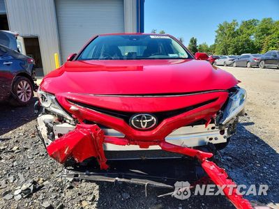 Piąte zdjęcie samochodu w środku: 2020 TOYOTA CAMRY SE VIN:4T1G11AK3LU336722 - miniatura