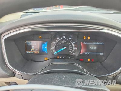 Zdjęcie 9 z 12 samochodu: 2020 FORD FUSION SE VIN:3FA6P0T93LR124354 - miniatura