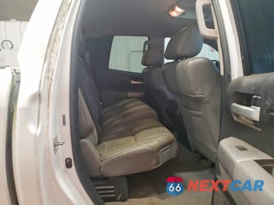 Zdjęcie 10 z 12 samochodu: 2008 TOYOTA TUNDRA DOUBLE CAB LIMITED VIN:5TFBV58108X080469 - miniatura