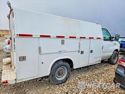 Trzecie zdjęcie samochodu z tyłu: 2007 FORD ECONOLINE E350 SUPER DUTY CUTAWAY VAN VIN:1FDSE35L77DA91863 - miniatura