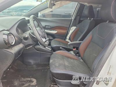 Zdjęcie 7 z 13 samochodu: 2018 NISSAN KICKS SR VIN:3N1CP5CU5JL505477 - miniatura