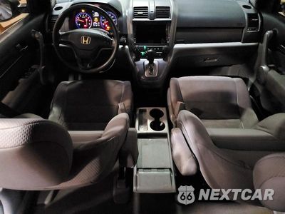 Zdjęcie 8 z 14 samochodu: 2007 HONDA CR-V LX VIN:JHLRE48387C061512 - miniatura