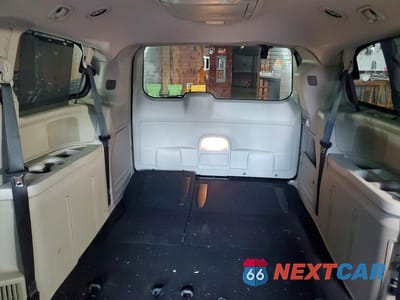 Zdjęcie 10 z 14 samochodu: 2016 CHRYSLER TOWN & COUNTRY LIMITED VIN:2C4RC1JG9GR261983 - miniatura