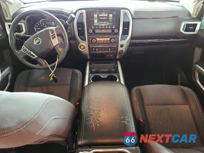 Zdjęcie 8 z 12 samochodu: 2020 NISSAN TITAN SV VIN:1N6AA1EF6LN506957 - miniatura