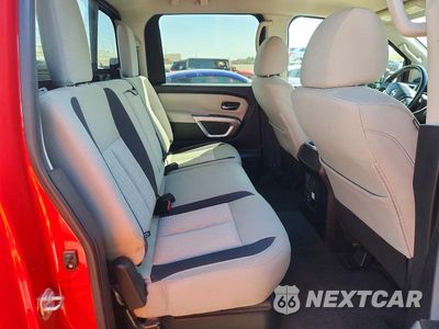 Zdjęcie 10 z 12 samochodu: 2021 NISSAN TITAN SV VIN:1N6AA1EF0MN530639 - miniatura