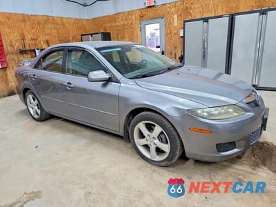 Czwarte zdjęcie samochodu z boku: 2006 MAZDA 6 S VIN:1YVHP80D765M41033 - miniatura