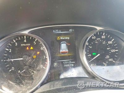 Zdjęcie 9 z 13 samochodu: 2015 NISSAN ROGUE SV VIN:KNMAT2MT8FP558898 - miniatura