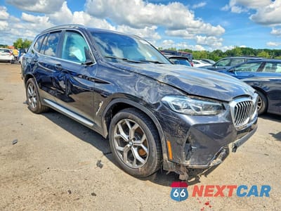 Czwarte zdjęcie samochodu z boku: 2024 BMW X3 XDRIVE30I VIN:5UX53DP07R9V14283 - miniatura