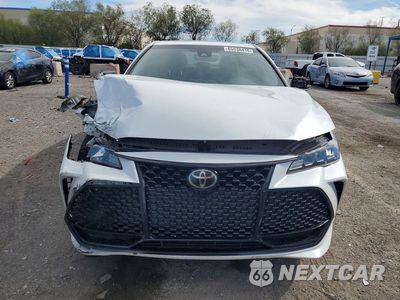 Piąte zdjęcie samochodu w środku: 2019 TOYOTA AVALON XSE VIN:4T1BZ1FB8KU012921 - miniatura