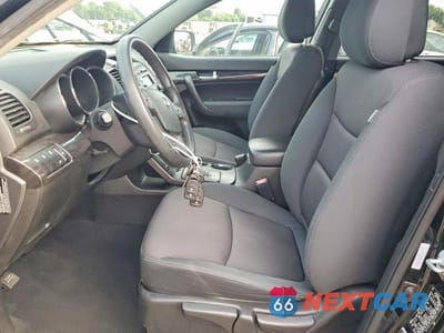 Zdjęcie 7 z 13 samochodu: 2011 KIA SORENTO LX VIN:5XYKT4A2XBG158625 - miniatura