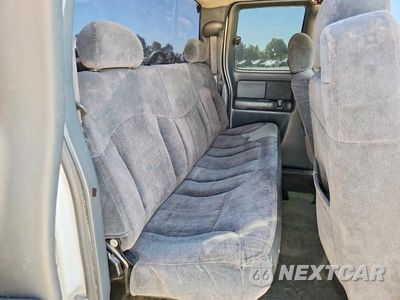 Zdjęcie 10 z 13 samochodu: 2000 CHEVROLET SILVERADO C1500 VIN:2GCEC19T1Y1327040 - miniatura