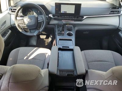 Zdjęcie 8 z 13 samochodu: 2026 TOYOTA SIENNA LE VIN:5TDKRKEC8TS305048 - miniatura