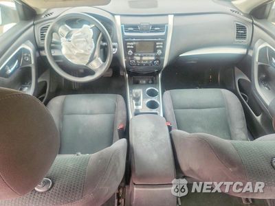 Zdjęcie 8 z 12 samochodu: 2014 NISSAN ALTIMA 2.5 S VIN:1N4AL3AP1EN349046 - miniatura