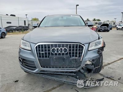 Piąte zdjęcie samochodu w środku: 2016 AUDI Q5 PREMIUM PLUS VIN:WA1L2AFP2GA136761 - miniatura