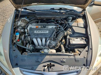 Zdjęcie 11 z 12 samochodu: 2005 HONDA ACCORD EX VIN:1HGCM56805A038231 - miniatura