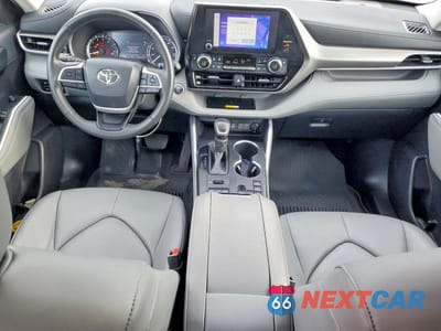 Zdjęcie 8 z 14 samochodu: 2024 TOYOTA HIGHLANDER XLE VIN:5TDKDRBH8RS534300 - miniatura