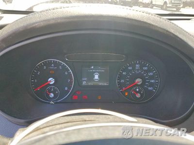 Zdjęcie 9 z 13 samochodu: 2019 KIA SORENTO LX V6 VIN:5XYPG4A50KG467203 - miniatura