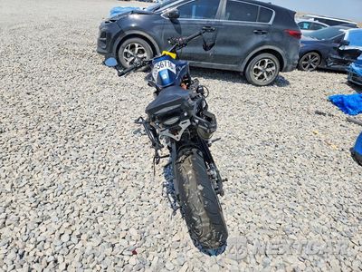 Czwarte zdjęcie samochodu z boku: 2022 KTM 890 DUKE R VIN:VBKTU9406NM830206 - miniatura