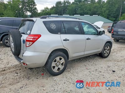 Trzecie zdjęcie samochodu z tyłu: 2011 TOYOTA RAV4 BASE VIN:2T3ZF4DV5BW074242 - miniatura