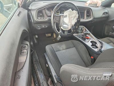 Zdjęcie 8 z 12 samochodu: 2021 DODGE CHALLENGER SXT VIN:2C3CDZAG9MH596510 - miniatura