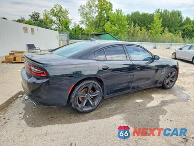 Trzecie zdjęcie samochodu z tyłu: 2016 DODGE CHARGER R/T VIN:2C3CDXCT1GH196640 - miniatura