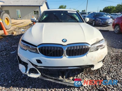 Piąte zdjęcie samochodu w środku: 2022 BMW 330XI VIN:3MW5R7J06N8C51618 - miniatura