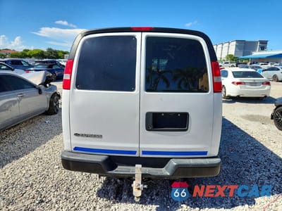Zdjęcie 6 z 13 samochodu: 2017 CHEVROLET EXPRESS G2500 VIN:1GCWGAFF7H1247142 - miniatura