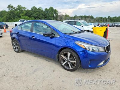 Czwarte zdjęcie samochodu z boku: 2017 KIA FORTE EX VIN:3KPFL4A87HE091316 - miniatura
