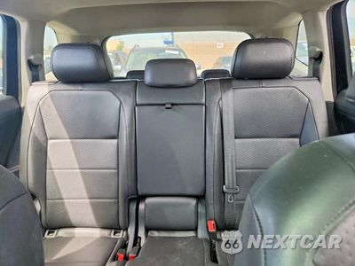 Zdjęcie 10 z 14 samochodu: 2018 VOLKSWAGEN TIGUAN SE VIN:3VV3B7AX4JM207244 - miniatura