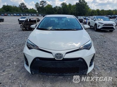 Piąte zdjęcie samochodu w środku: 2018 TOYOTA COROLLA SE VIN:5YFBURHE1JP845738 - miniatura