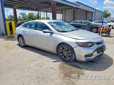 Czwarte zdjęcie samochodu z boku: 2017 CHEVROLET MALIBU LT VIN:1G1ZE5ST5HF220099 - miniatura