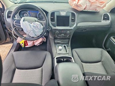 Zdjęcie 8 z 12 samochodu: 2021 CHRYSLER 300 TOURING VIN:2C3CCAAG5MH649191 - miniatura