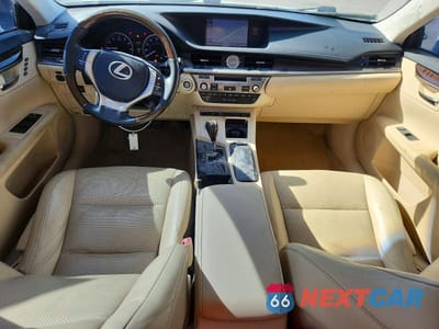 Zdjęcie 8 z 12 samochodu: 2013 LEXUS ES 350 BASE VIN:JTHBK1GG5D2015274 - miniatura