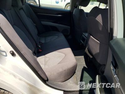 Zdjęcie 10 z 12 samochodu: 2022 TOYOTA CAMRY LE VIN:4T1C11AK2NU010024 - miniatura